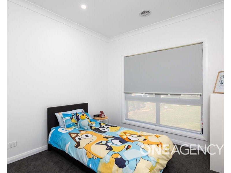 8 PINE COURT, Springvale NSW 2650