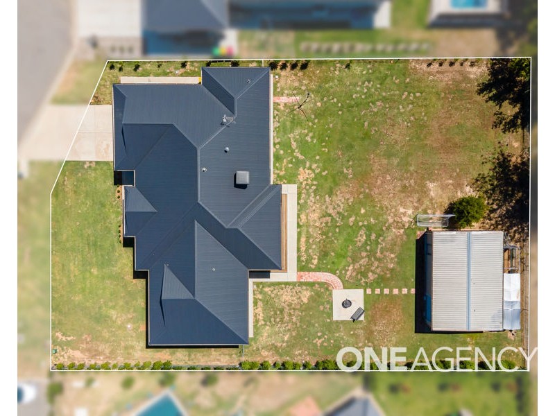 8 PINE COURT, Springvale NSW 2650