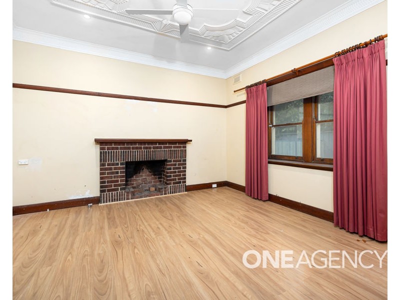 22 MEURANT AVENUE, Wagga Wagga NSW 2650