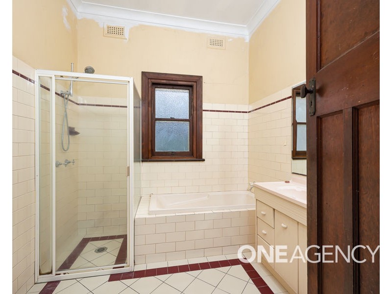 22 MEURANT AVENUE, Wagga Wagga NSW 2650