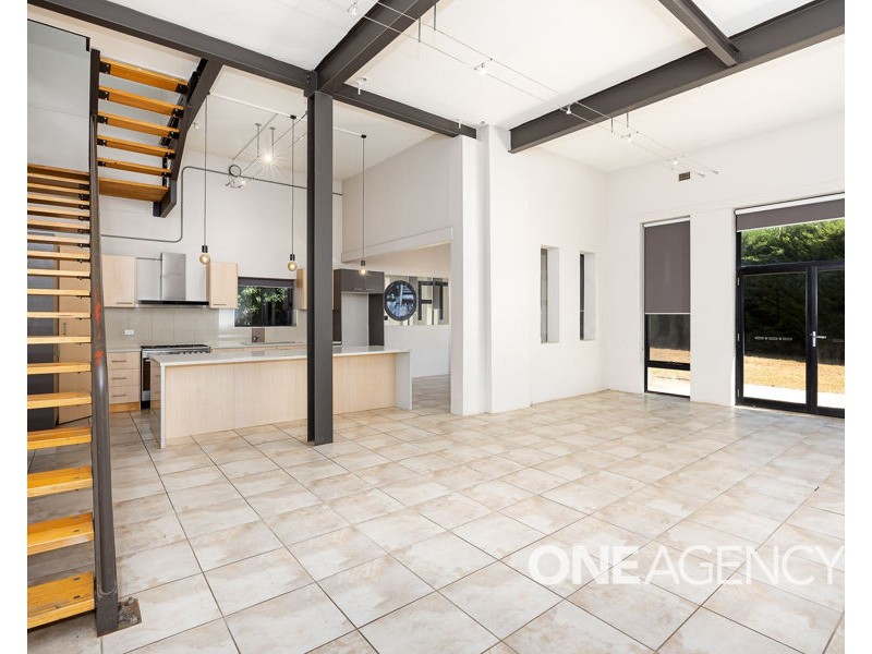 143 HAMPDEN AVENUE, North Wagga Wagga NSW 2650