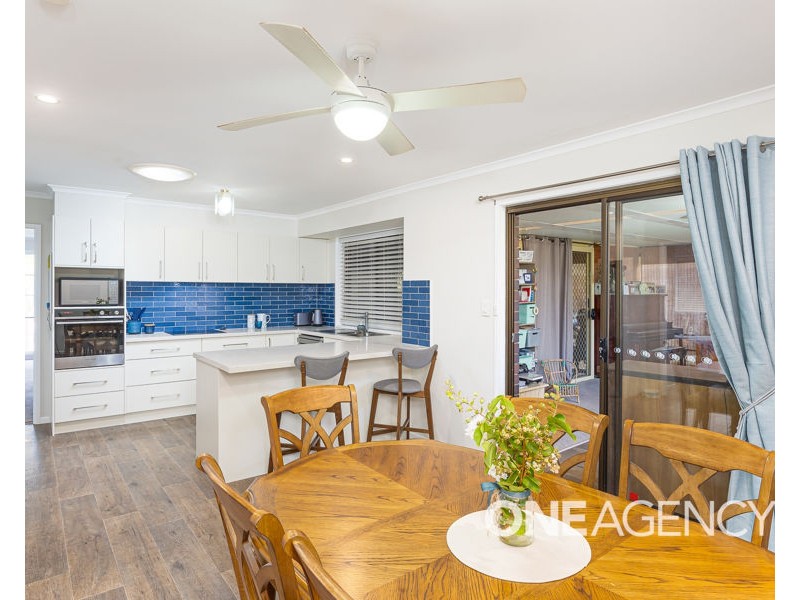 11 CRAFT STREET, Lake Albert NSW 2650