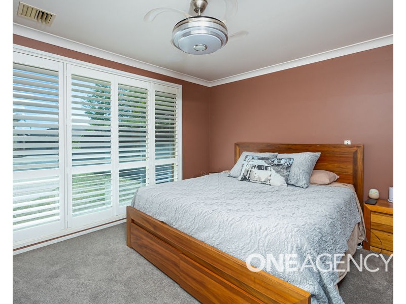 14 LAVENDER PLACE, Lake Albert NSW 2650