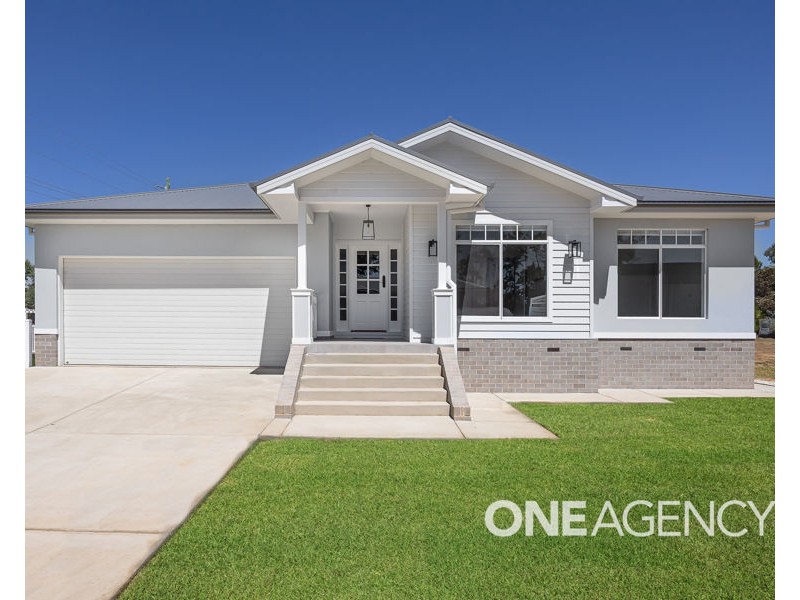 1 PINE COURT, Springvale NSW 2650
