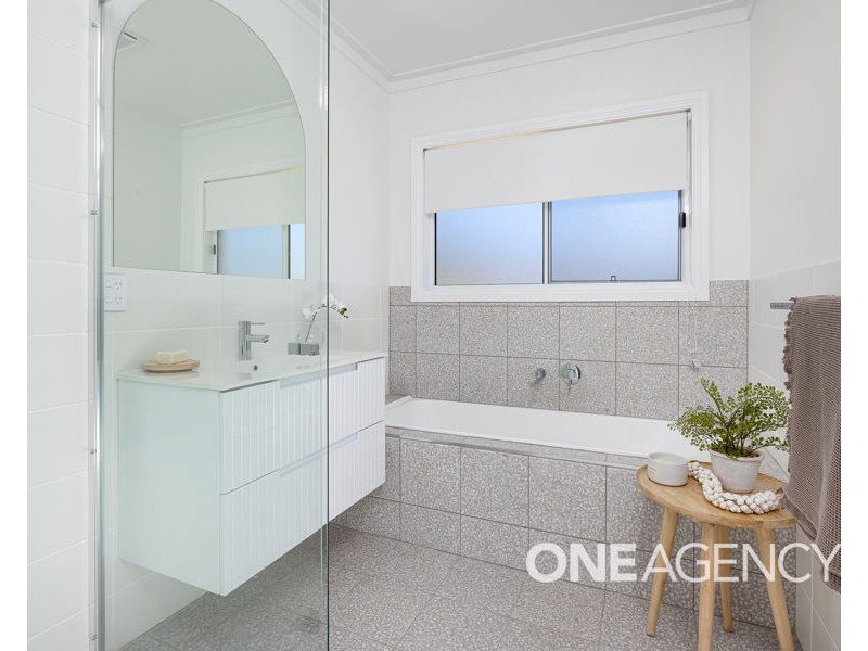 1 PINE COURT, Springvale NSW 2650