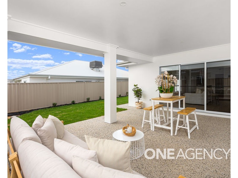 2 PEPPERCORN STREET, Gobbagombalin NSW 2650