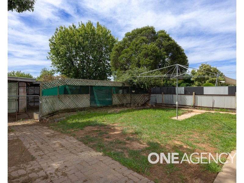 9 ALEXANDER STREET, Ashmont NSW 2650