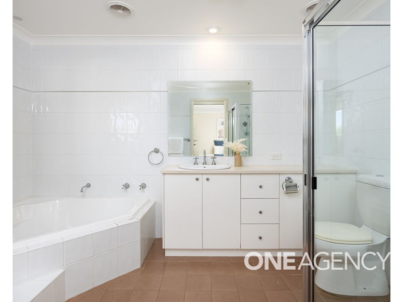 10 WILGOMA STREET, Bourkelands NSW 2650