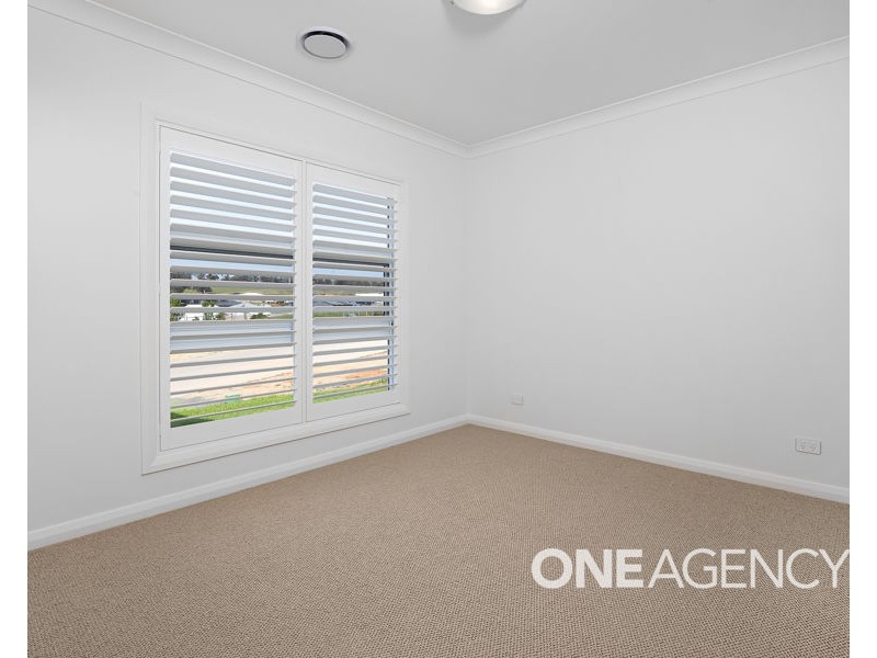 24 PRESTON CRESCENT, Lloyd NSW 2650