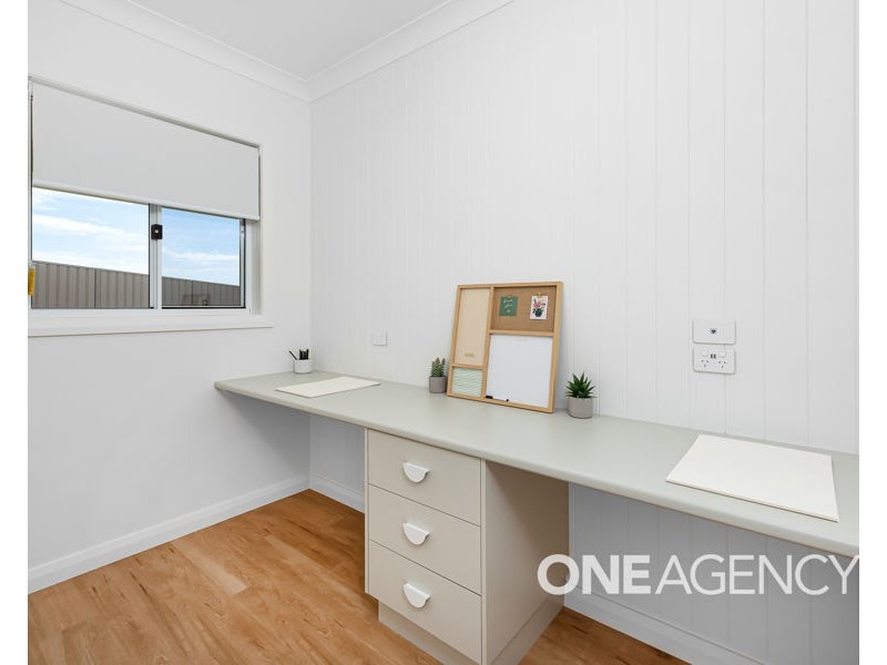 24 PRESTON CRESCENT, Lloyd NSW 2650