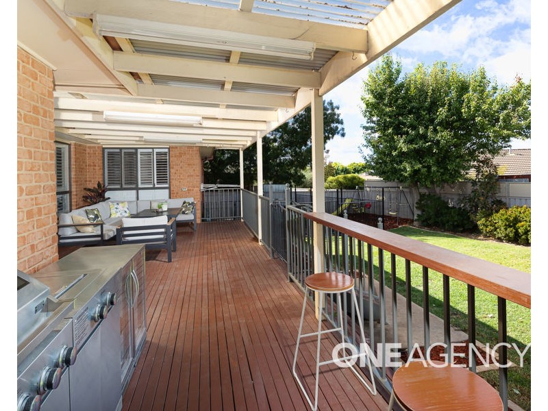 8 GALLEON PLACE, Estella NSW 2650
