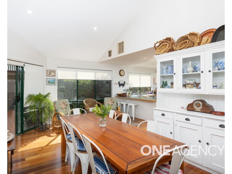 14 ROBERTS WAY, Kooringal NSW 2650
