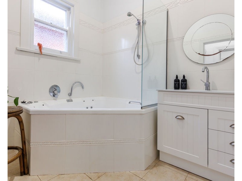 63 GURWOOD STREET, Wagga Wagga NSW 2650