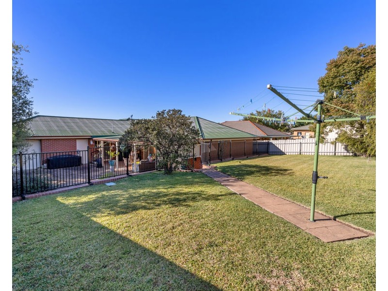 3 NATHAN PLACE, Kooringal NSW 2650
