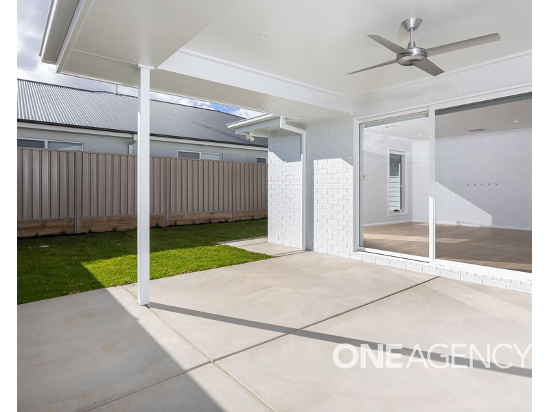 1 DENNY CRESCENT, Gobbagombalin NSW 2650