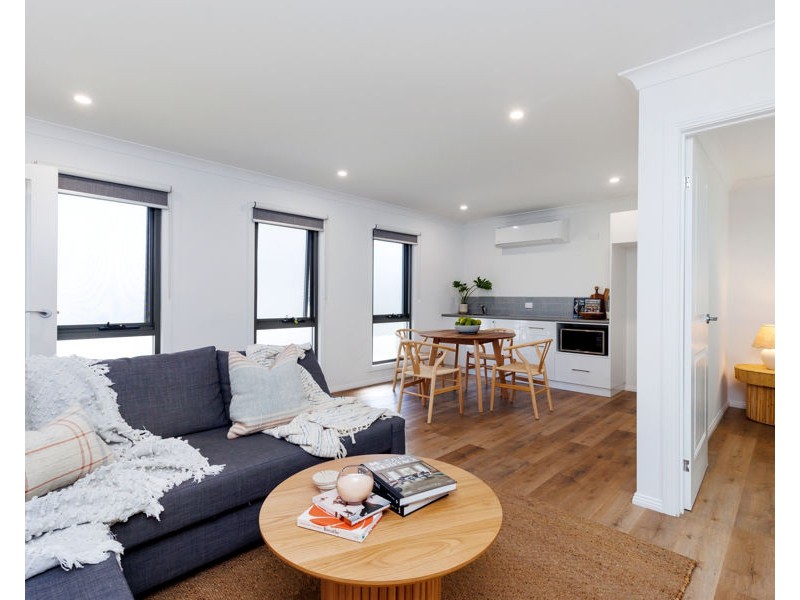 61 BEST STREET, Wagga Wagga NSW 2650