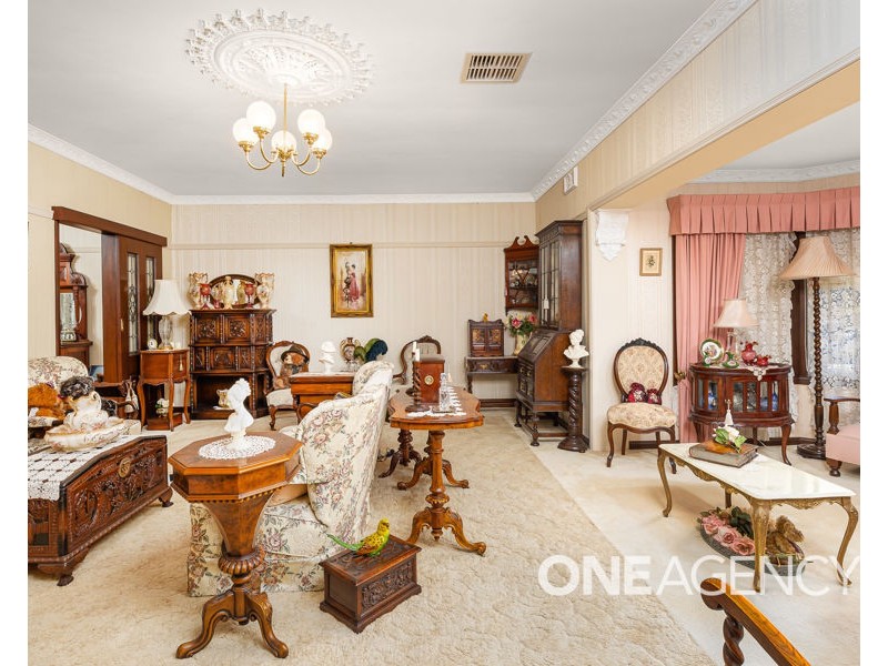 10 PLUMPTON ROAD, Kooringal NSW 2650