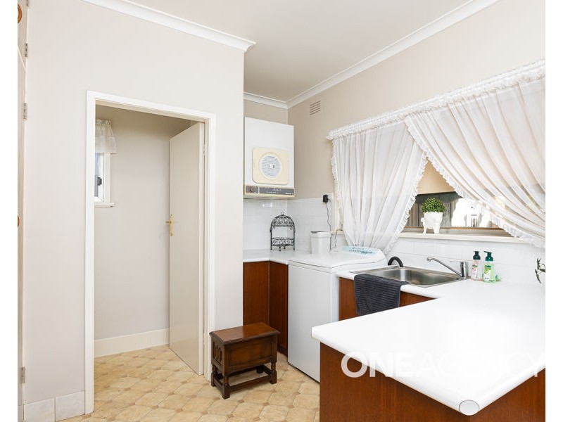 10 PLUMPTON ROAD, Kooringal NSW 2650