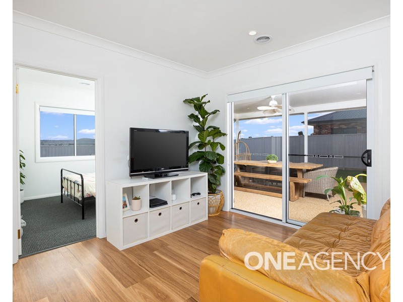 19 DALLAS AVENUE, Gobbagombalin NSW 2650