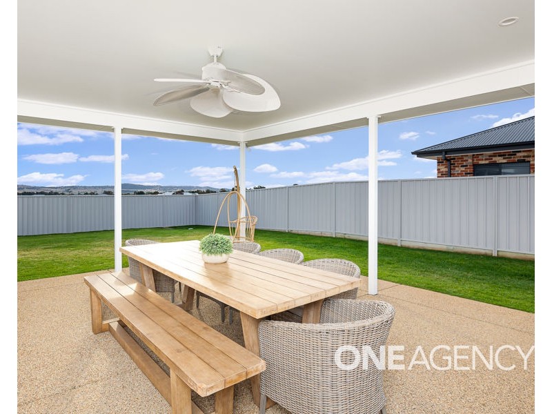 19 DALLAS AVENUE, Gobbagombalin NSW 2650