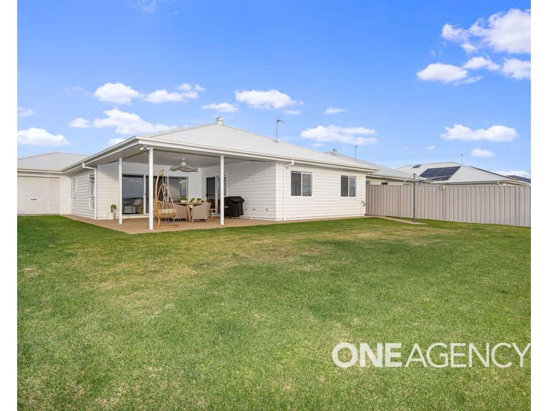 19 DALLAS AVENUE, Gobbagombalin NSW 2650