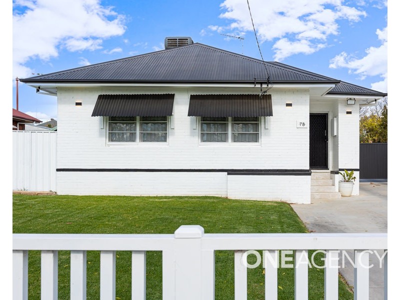 78 FERNLEIGH ROAD, Mount Austin NSW 2650