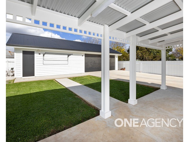 78 FERNLEIGH ROAD, Mount Austin NSW 2650