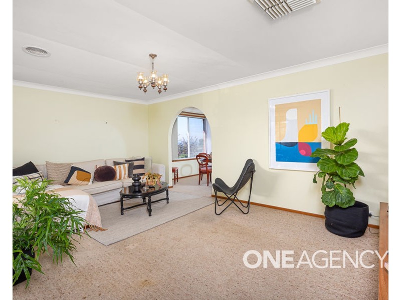 51 MERINDA CRESCENT, Kooringal NSW 2650