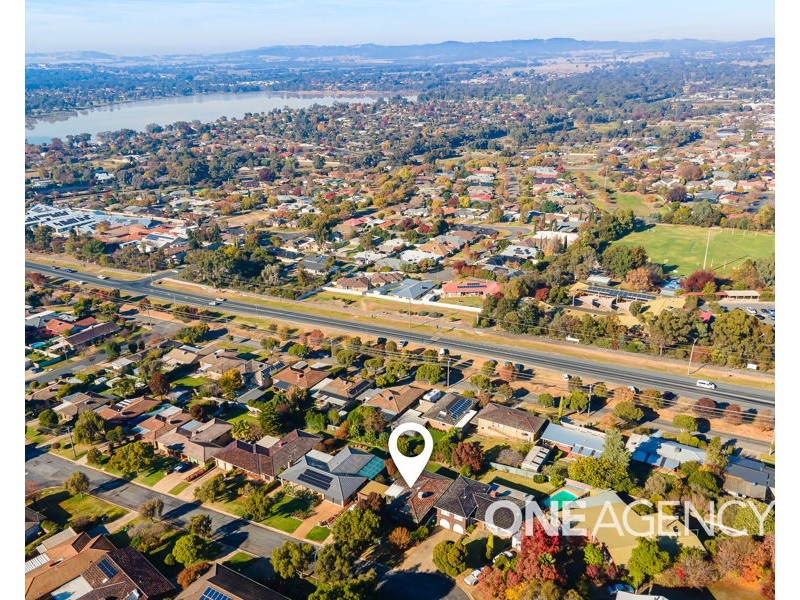 51 MERINDA CRESCENT, Kooringal NSW 2650