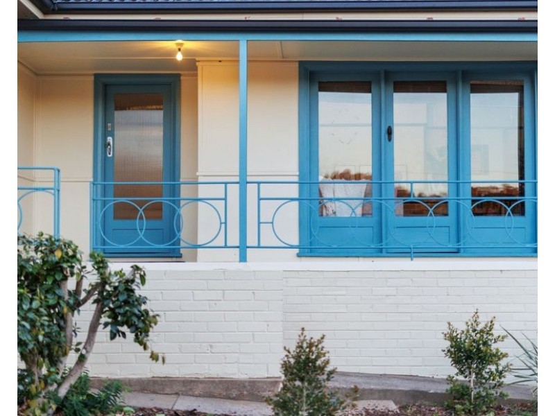 14 BLAMEY STREET, Turvey Park NSW 2650