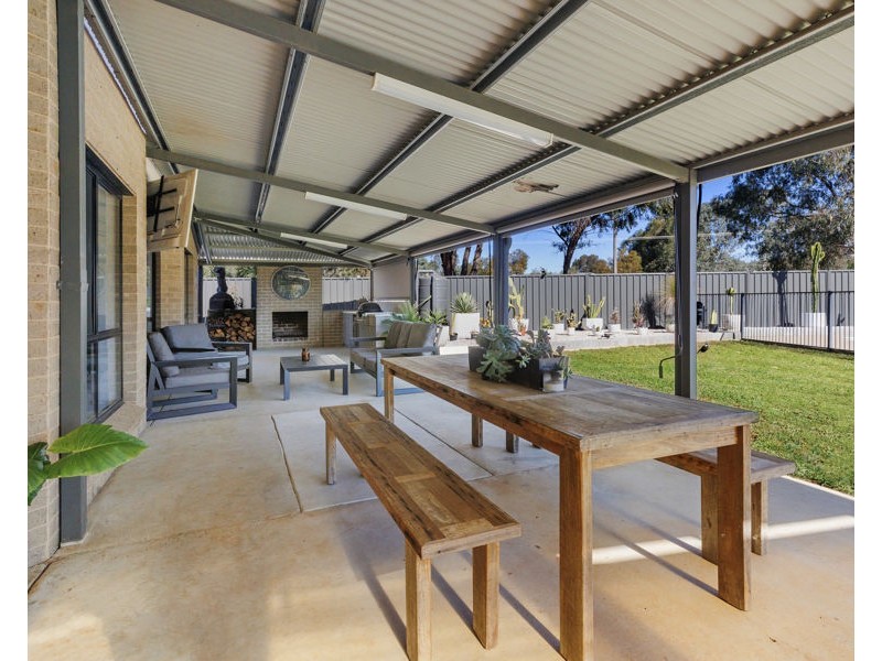 1 CORREA PLACE, Springvale NSW 2650