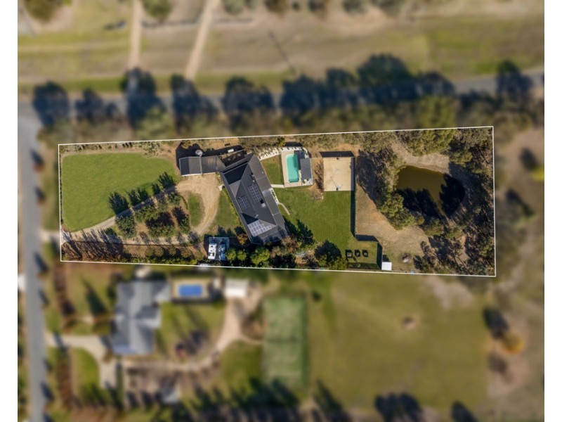 1 CORREA PLACE, Springvale NSW 2650