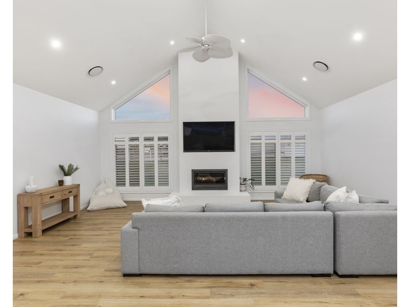 17 SIRIUS WAY, Gumly Gumly NSW 2652