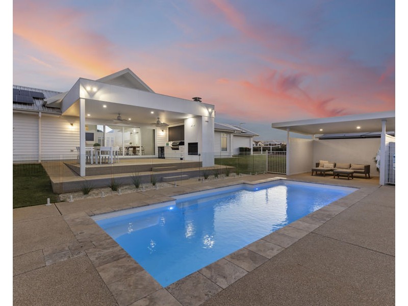 17 SIRIUS WAY, Gumly Gumly NSW 2652