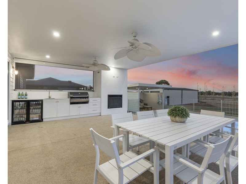 17 SIRIUS WAY, Gumly Gumly NSW 2652