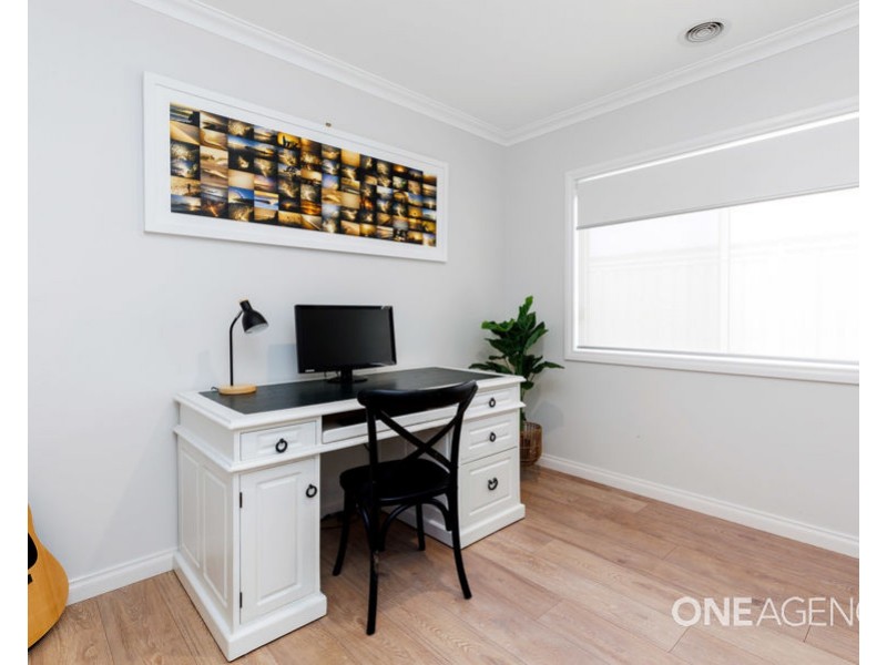 28 YENDA AVENUE, Gobbagombalin NSW 2650