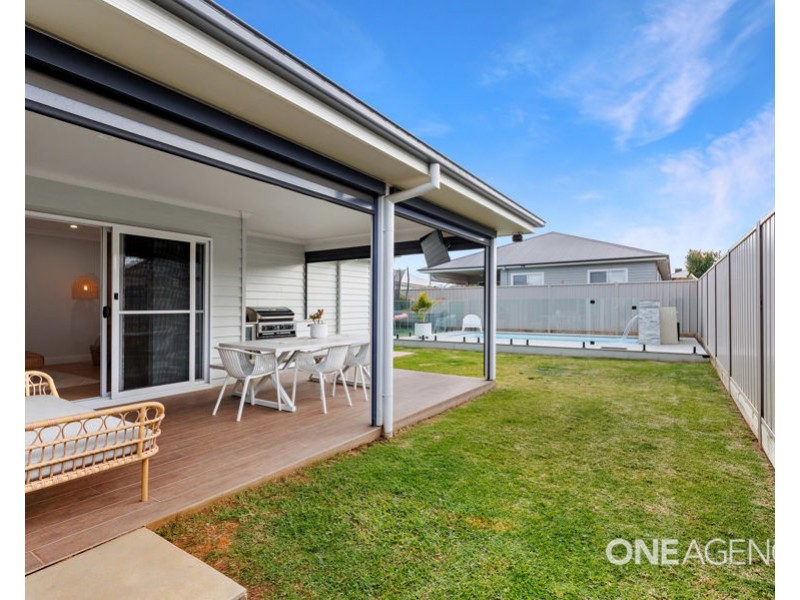 28 YENDA AVENUE, Gobbagombalin NSW 2650