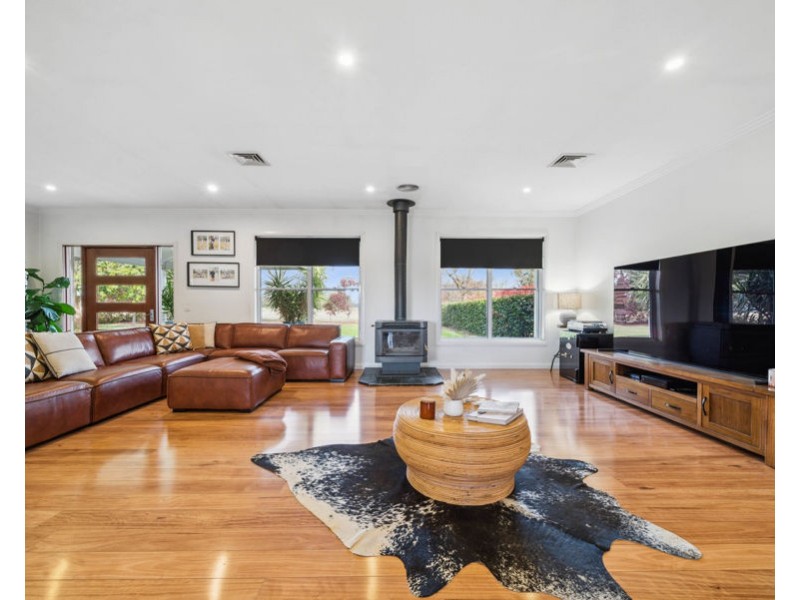 18 DUNNS ROAD, Eunanoreenya NSW 2650
