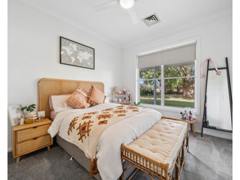 18 DUNNS ROAD, Eunanoreenya NSW 2650