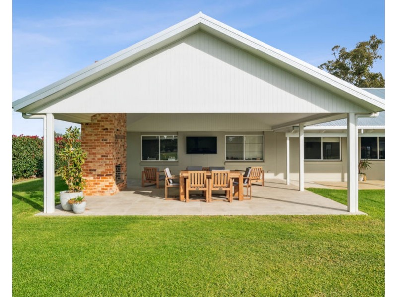 18 DUNNS ROAD, Eunanoreenya NSW 2650