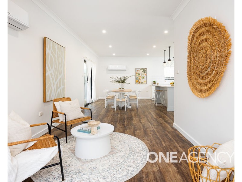 8 AVON AVENUE, Lake Albert NSW 2650