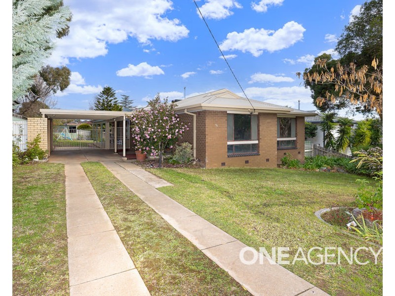 66 NIXON CRESCENT, Tolland NSW 2650