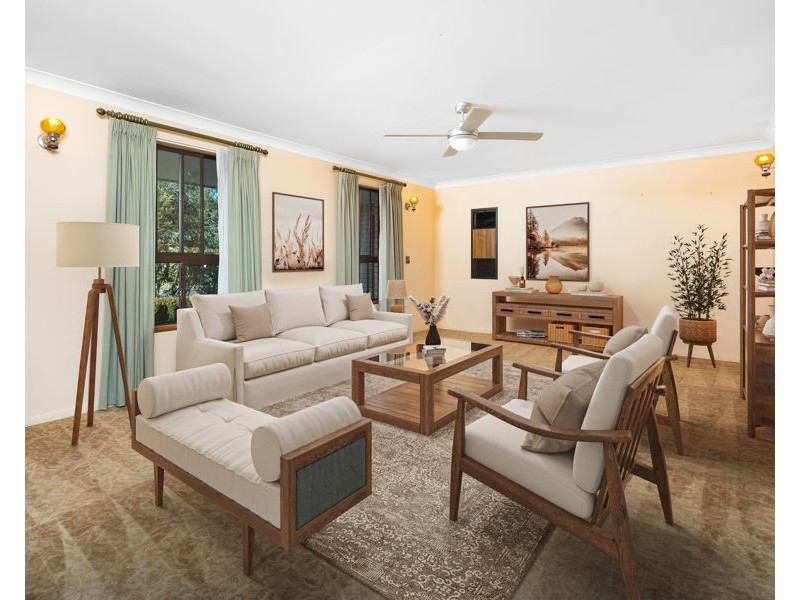 18 OLEANDER CRESCENT, Lake Albert NSW 2650