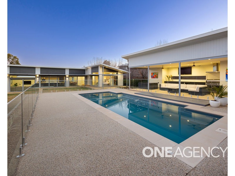 9 SPENCER PLACE, Tatton NSW 2650