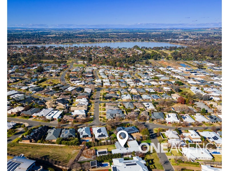 9 SPENCER PLACE, Tatton NSW 2650