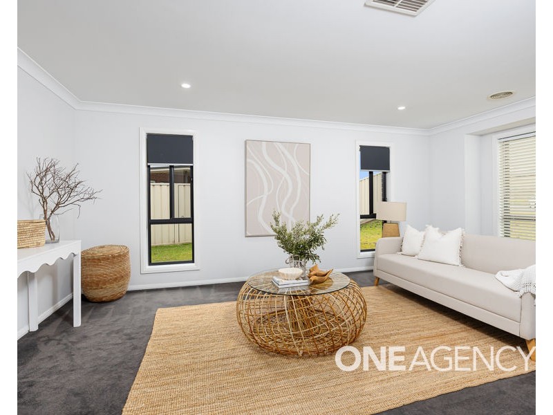 70 BARMEDMAN AVENUE, Gobbagombalin NSW 2650