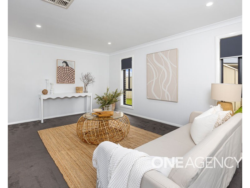 70 BARMEDMAN AVENUE, Gobbagombalin NSW 2650