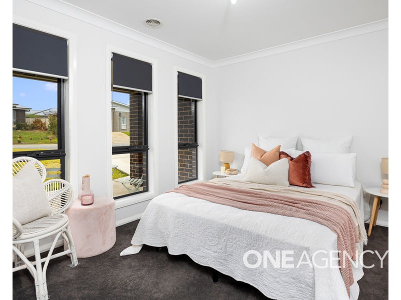 70 BARMEDMAN AVENUE, Gobbagombalin NSW 2650