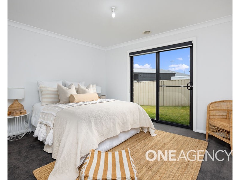 70 BARMEDMAN AVENUE, Gobbagombalin NSW 2650