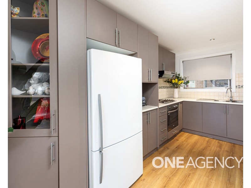 4/22 INGLIS STREET, Lake Albert NSW 2650